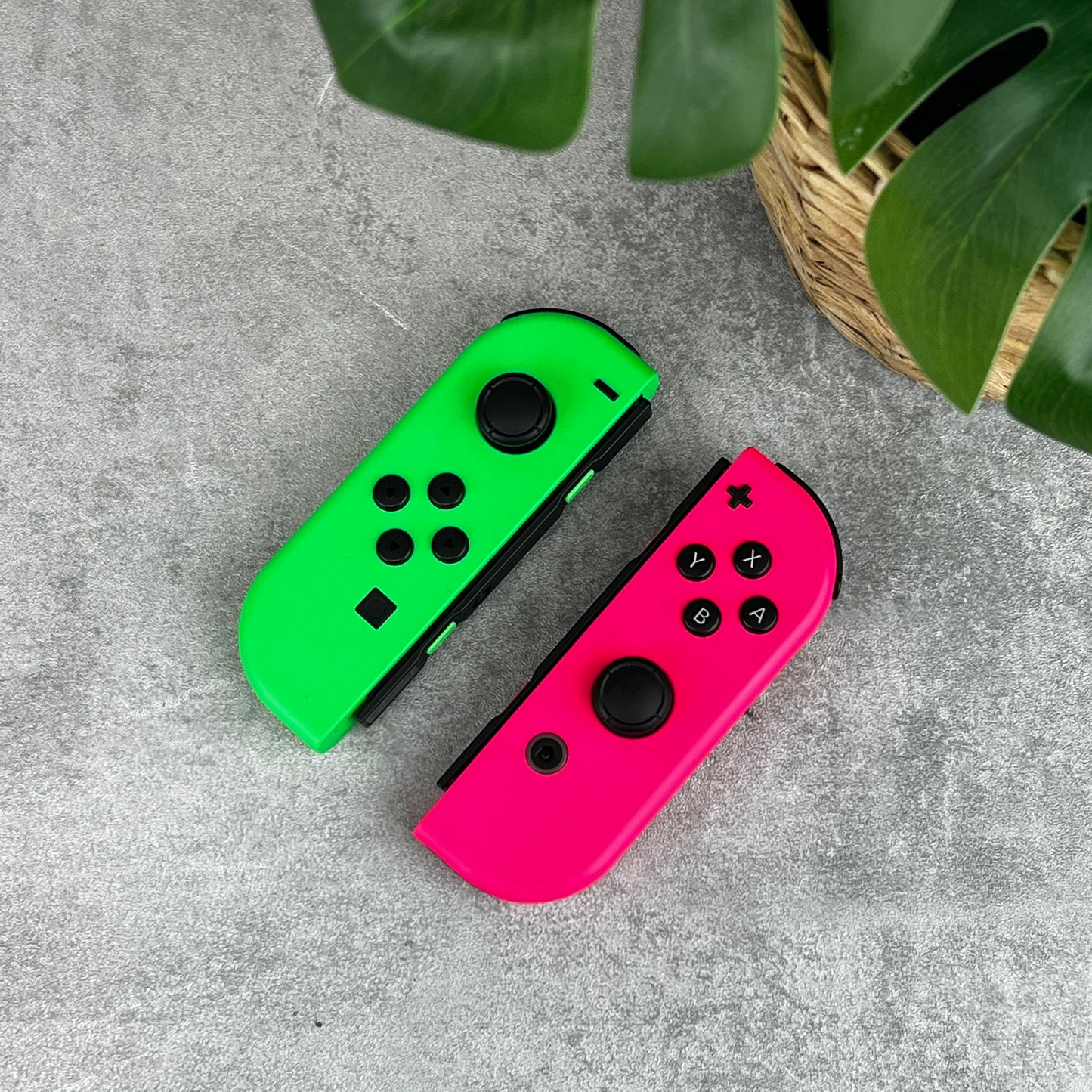 Nintendo Switch Joy-Con Pair