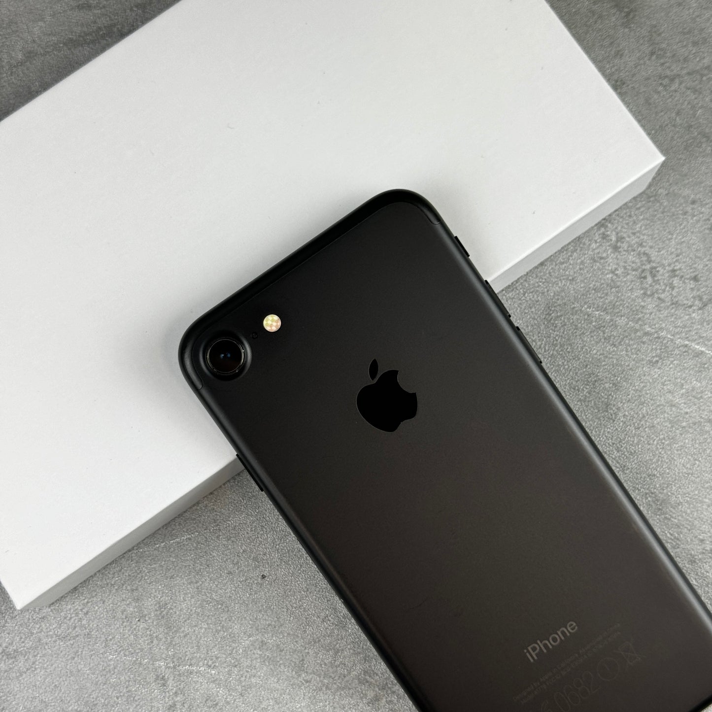 Apple iPhone 7 in Black