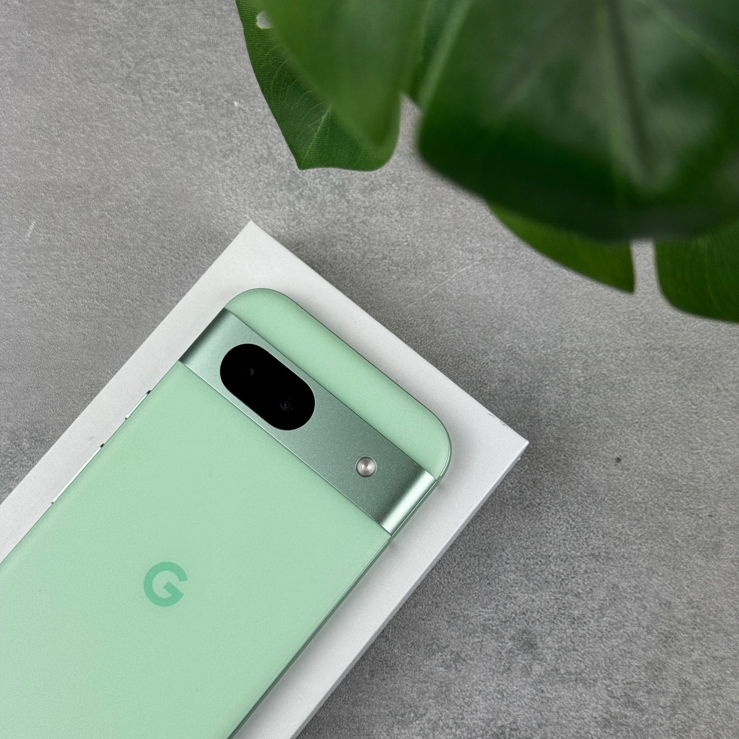 Google Pixel 8a Aloe (CERTIFIED)