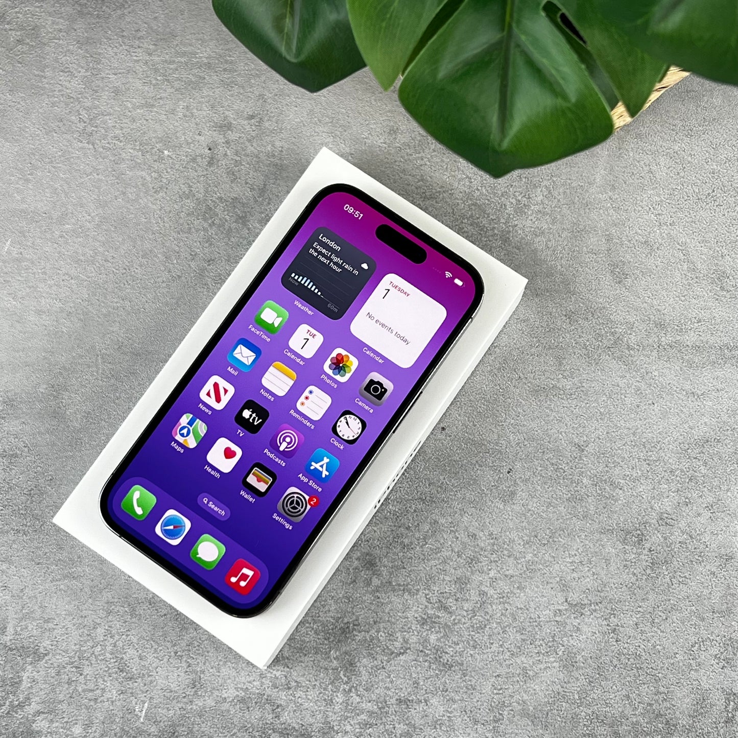 Apple iPhone 14 Pro Deep Purple